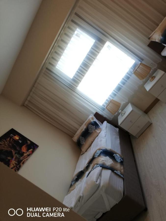 Canan Dagdeviren Suits Avcılar Esterno foto