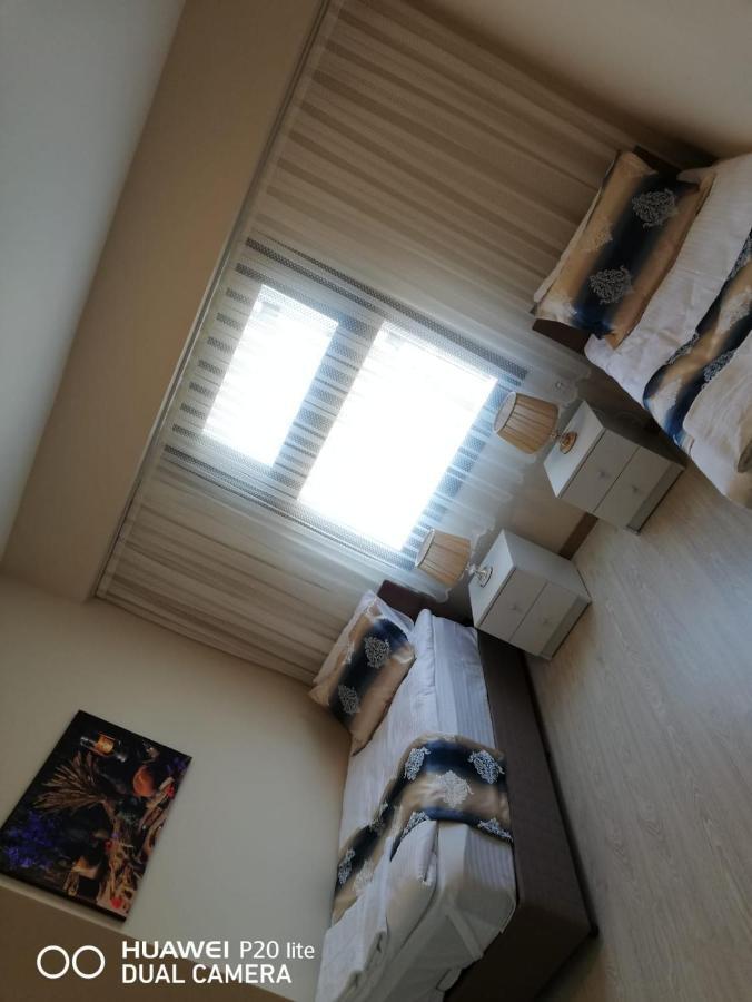 Canan Dagdeviren Suits Avcılar Esterno foto